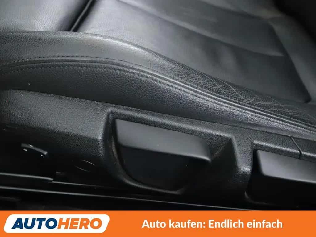 BMW 2 Series 218i Sport Line Aut.*BiXENON*TEMPO*PDC*SHZ* 07/2015-photo-26