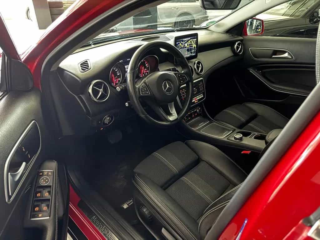 Mercedes-Benz GLA 200 7G-DCT SPORTPAKET URBAN NAVI LED KAMERA 01/2020-photo-10