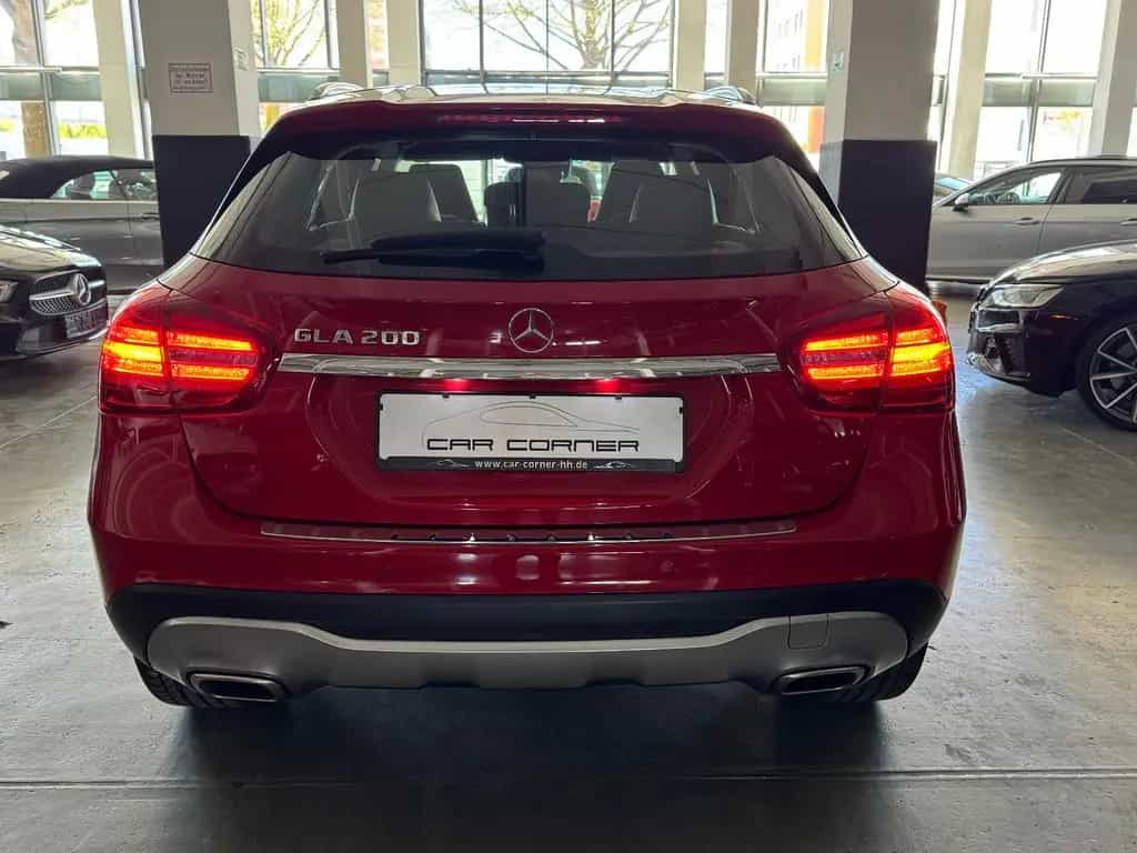 Mercedes-Benz GLA 200 7G-DCT SPORTPAKET URBAN NAVI LED KAMERA 01/2020-photo-4
