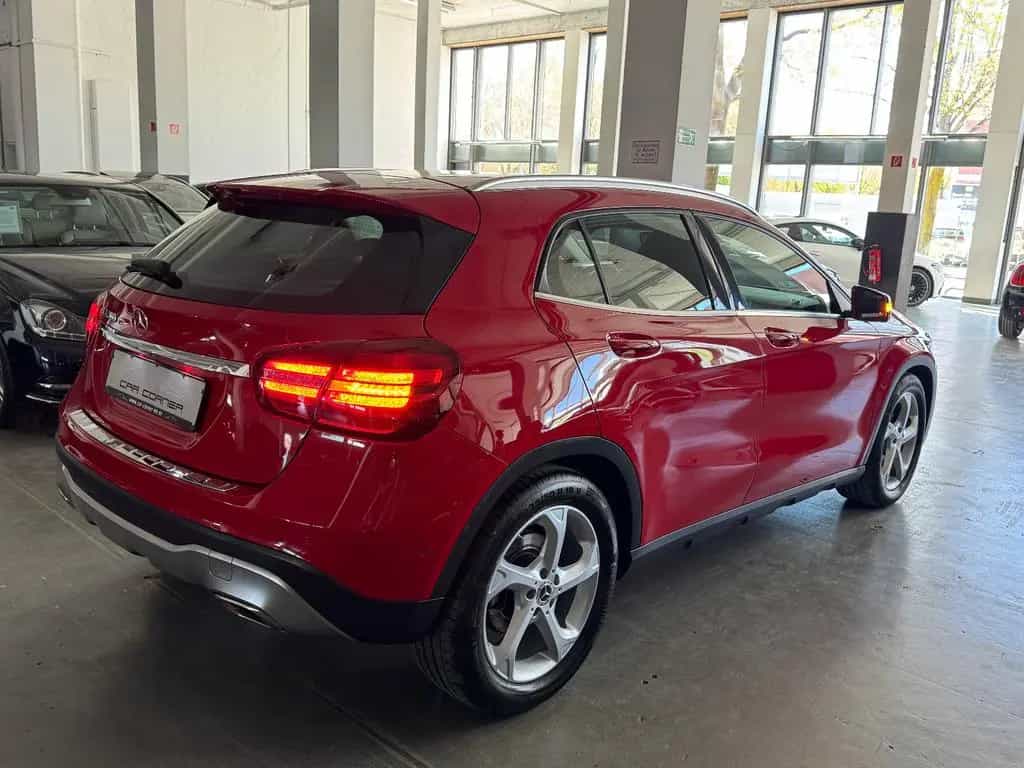 Mercedes-Benz GLA 200 7G-DCT SPORTPAKET URBAN NAVI LED KAMERA 01/2020-photo-5