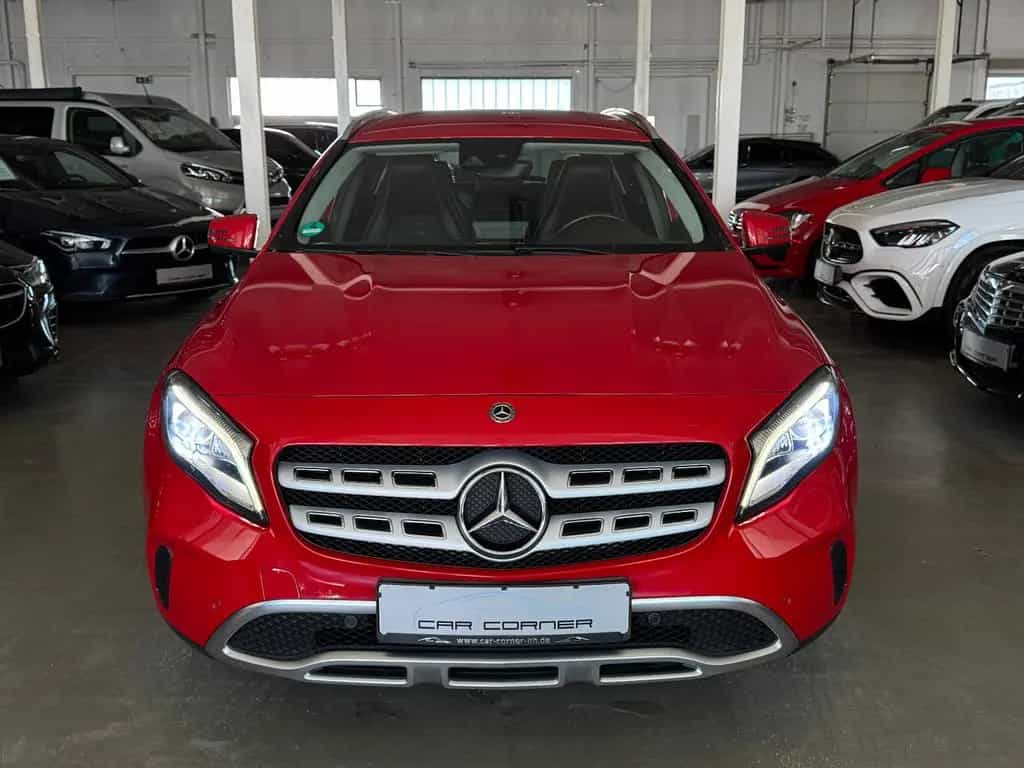 Mercedes-Benz GLA 200 7G-DCT SPORTPAKET URBAN NAVI LED KAMERA 01/2020-photo-8