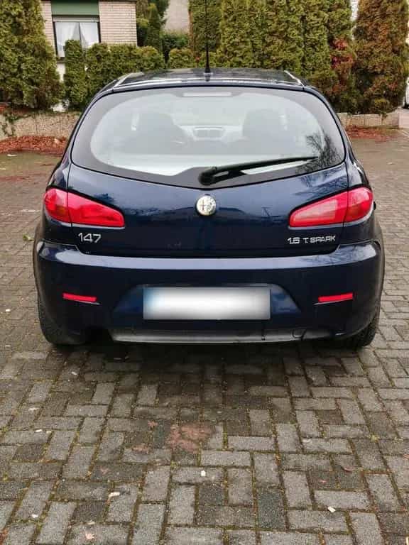 Alfa Romeo 147 1.6 Spark TÜV 04 2027 03/2009-photo-8