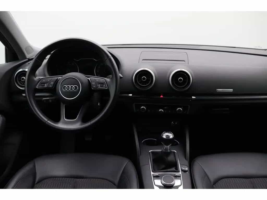 Audi A3 Sportback 30 TFSI 2-Zonen-Klimaautom 02/2019-photo-13