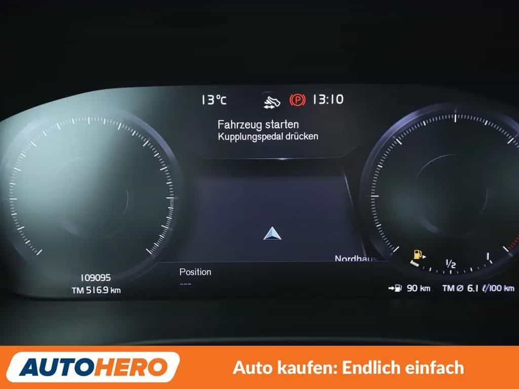 Volvo XC40 2.0 D3 Momentum Pro 2WD *NAV*TEMP*CAM*AHK* 01/2020-photo-18