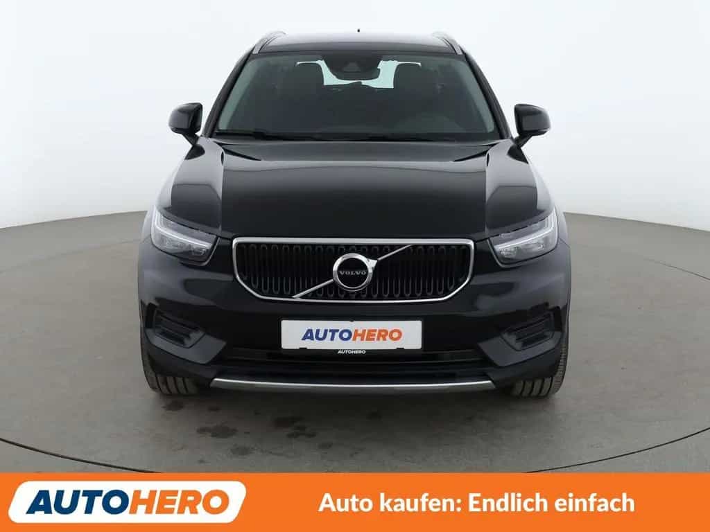 Volvo XC40 2.0 D3 Momentum Pro 2WD *NAV*TEMP*CAM*AHK* 01/2020-photo-7