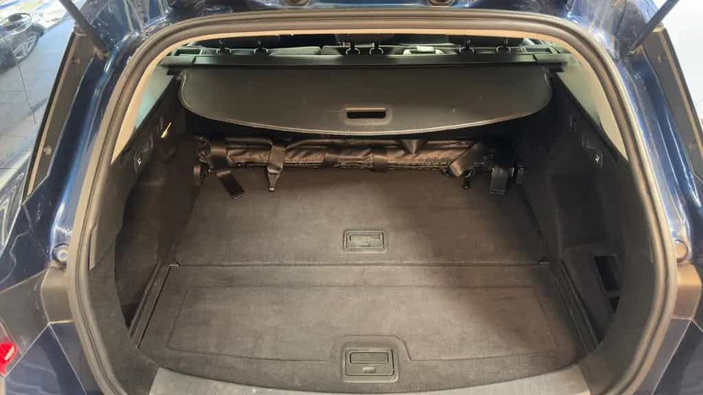 Renault Megane IV Grandtour Business Edition*TÜVneu*keyl 11/2019-photo-29