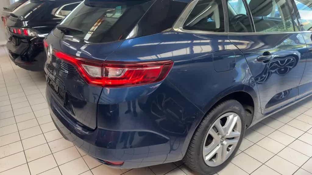 Renault Megane IV Grandtour Business Edition*TÜVneu*keyl 11/2019-photo-33