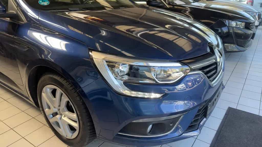Renault Megane IV Grandtour Business Edition*TÜVneu*keyl 11/2019-photo-35