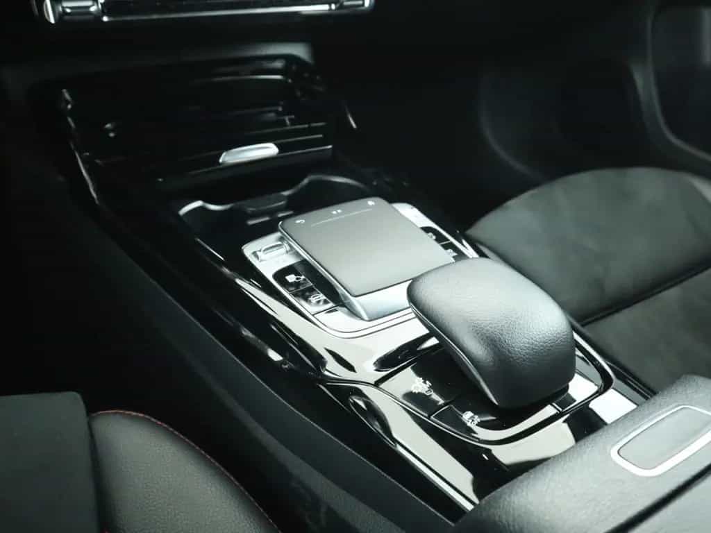Mercedes-Benz A-Class 35 AMG 4M Panorama*Multibeam*Standheizung*360° 10/2019-photo-13