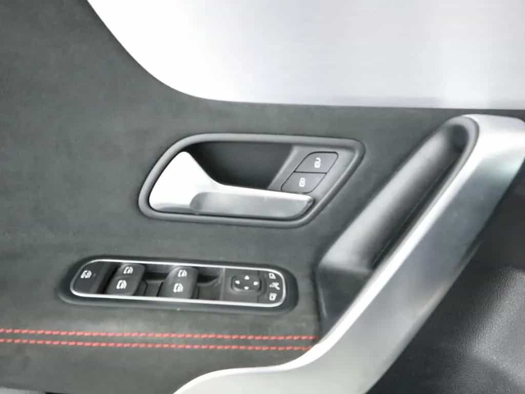 Mercedes-Benz A-Class 35 AMG 4M Panorama*Multibeam*Standheizung*360° 10/2019-photo-18