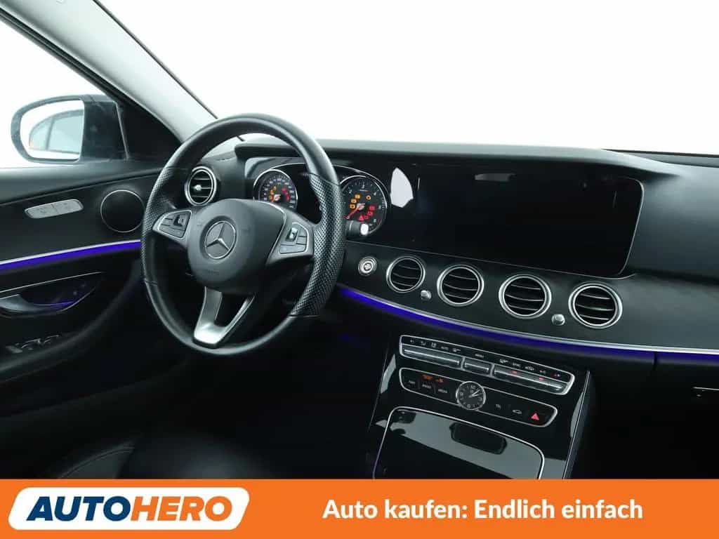 Mercedes-Benz E-Class 350 d Avantgarde Aut.*LED*NAVI*TEMPO*PDC*SHZ* 10/2016-photo-9