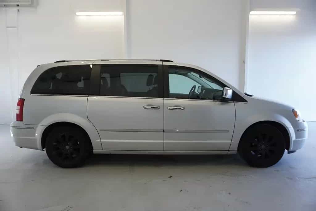 Chrysler Grand Voyager 3,8I LIMITED AUT. 03/2009-photo-4