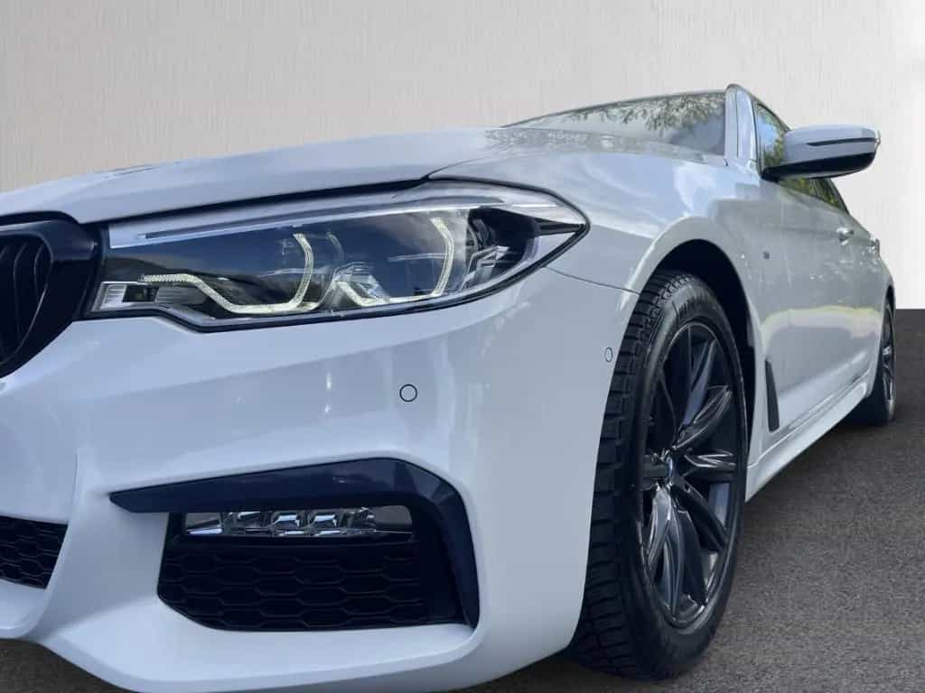BMW 5 Series 520 d touring M Sport AHK LED LEDER Sitzlüftung 04/2018-photo-12