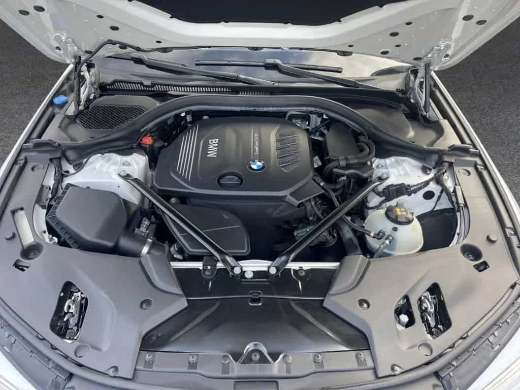 BMW 5 Series 520 d touring M Sport AHK LED LEDER Sitzlüftung 04/2018-photo-17