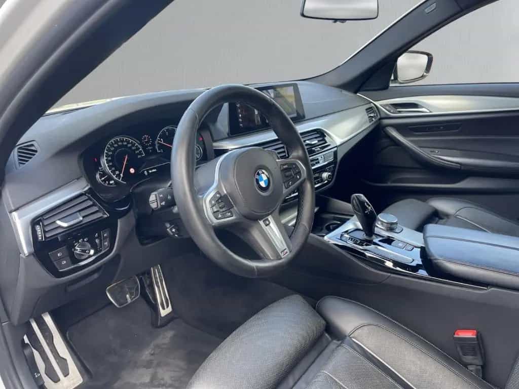 BMW 5 Series 520 d touring M Sport AHK LED LEDER Sitzlüftung 04/2018-photo-19