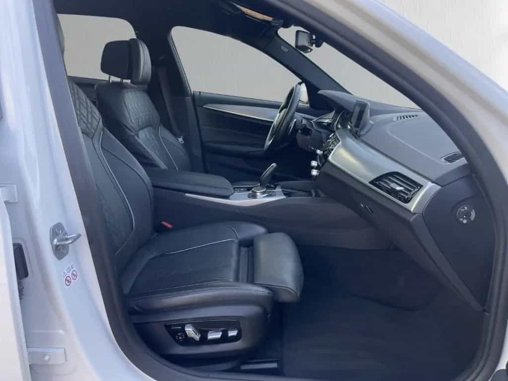 BMW 5 Series 520 d touring M Sport AHK LED LEDER Sitzlüftung 04/2018-photo-22