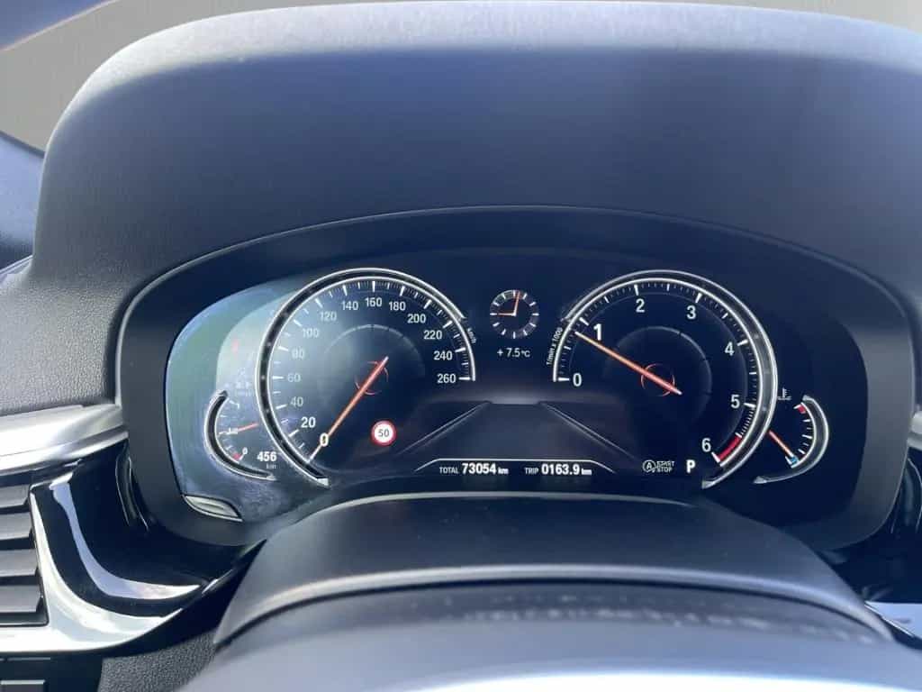 BMW 5 Series 520 d touring M Sport AHK LED LEDER Sitzlüftung 04/2018-photo-29