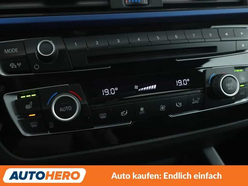 BMW 118 i M Sport Aut.*LED*PDC*SHZ*TEMPO*ALU* 03/2018-photo-22