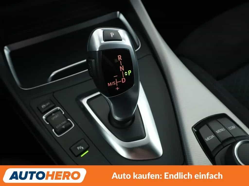 BMW 118 i M Sport Aut.*LED*PDC*SHZ*TEMPO*ALU* 03/2018-photo-23