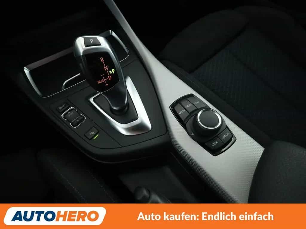 BMW 118 i M Sport Aut.*LED*PDC*SHZ*TEMPO*ALU* 03/2018-photo-25