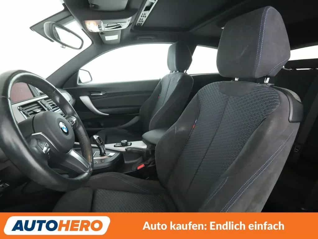 BMW 118 i M Sport Aut.*LED*PDC*SHZ*TEMPO*ALU* 03/2018-photo-9