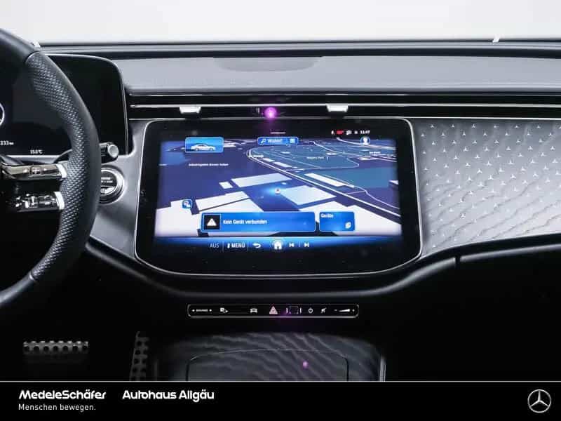 Mercedes-Benz E 220 d AMG Night 20" Fahr-Assi Pano AHK 360° 01/2025-photo-4
