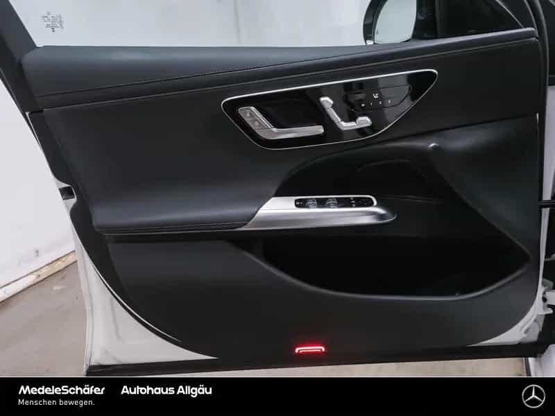 Mercedes-Benz E 220 d AMG Night 20" Fahr-Assi Pano AHK 360° 01/2025-photo-7