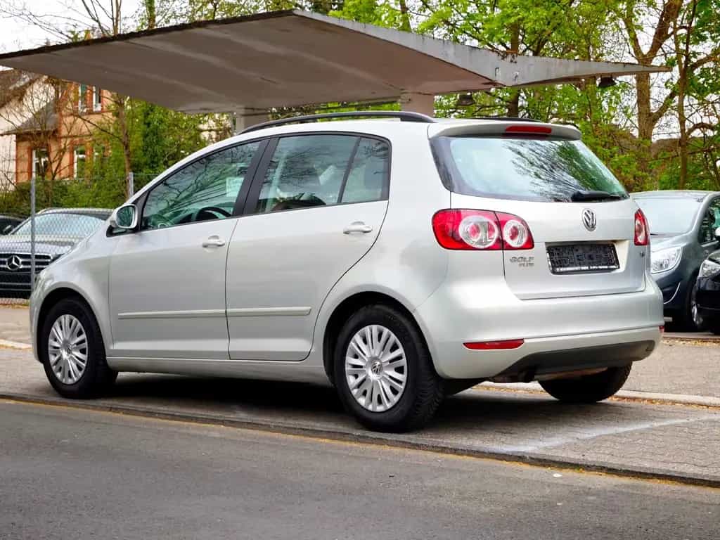 Volkswagen Golf Plus VI Trendline TÜV 02/2028 11/2010-photo-11