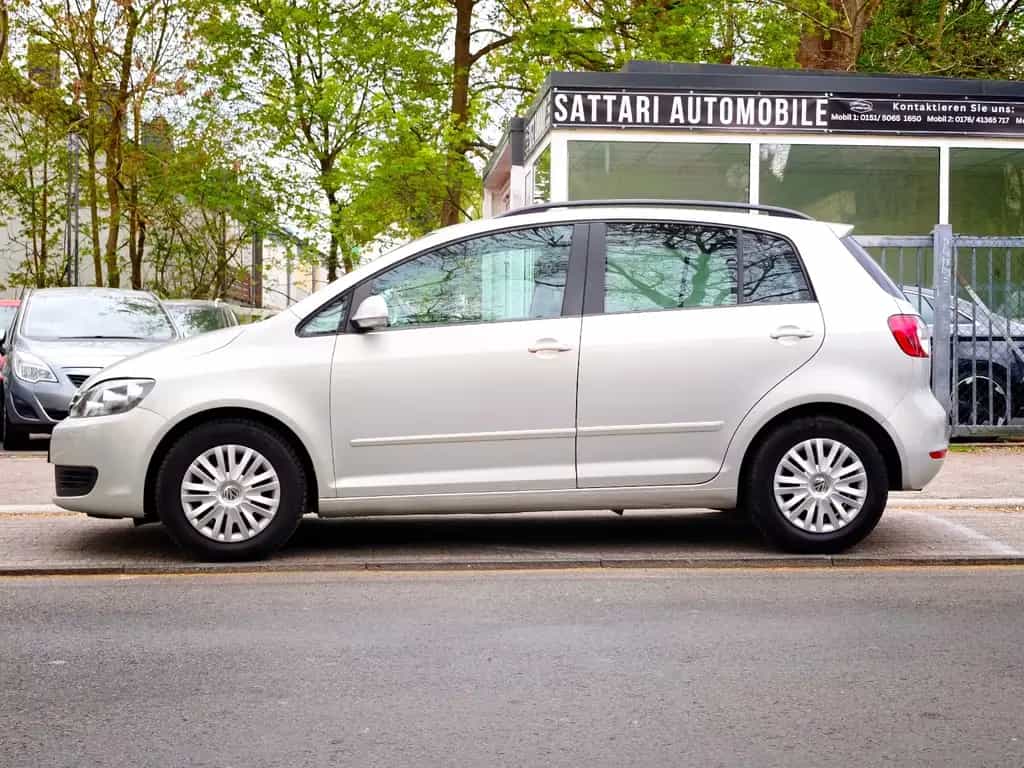 Volkswagen Golf Plus VI Trendline TÜV 02/2028 11/2010-photo-14