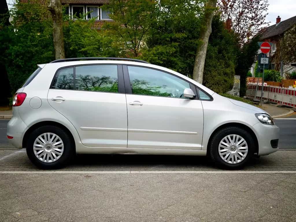 Volkswagen Golf Plus VI Trendline TÜV 02/2028 11/2010-photo-15