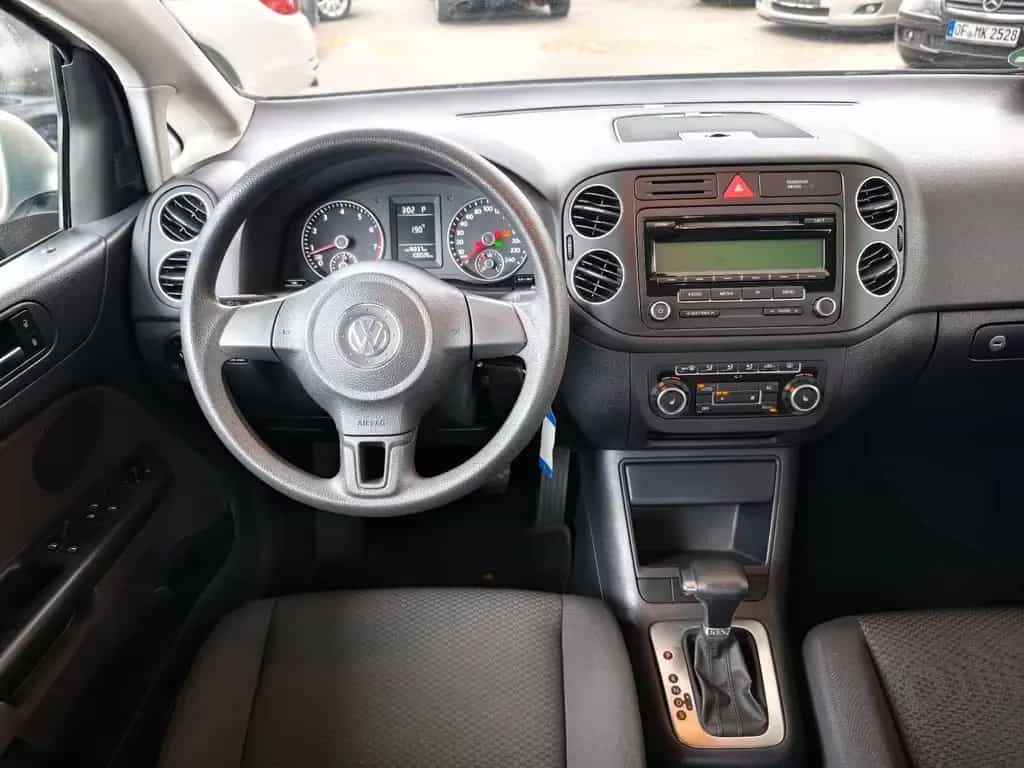 Volkswagen Golf Plus VI Trendline TÜV 02/2028 11/2010-photo-16