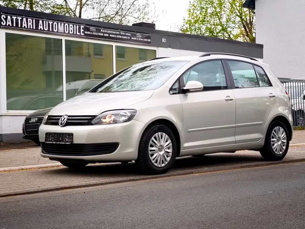 Volkswagen Golf Plus VI Trendline TÜV 02/2028 11/2010-photo-2