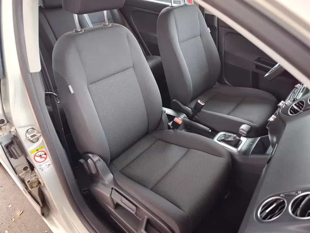 Volkswagen Golf Plus VI Trendline TÜV 02/2028 11/2010-photo-22