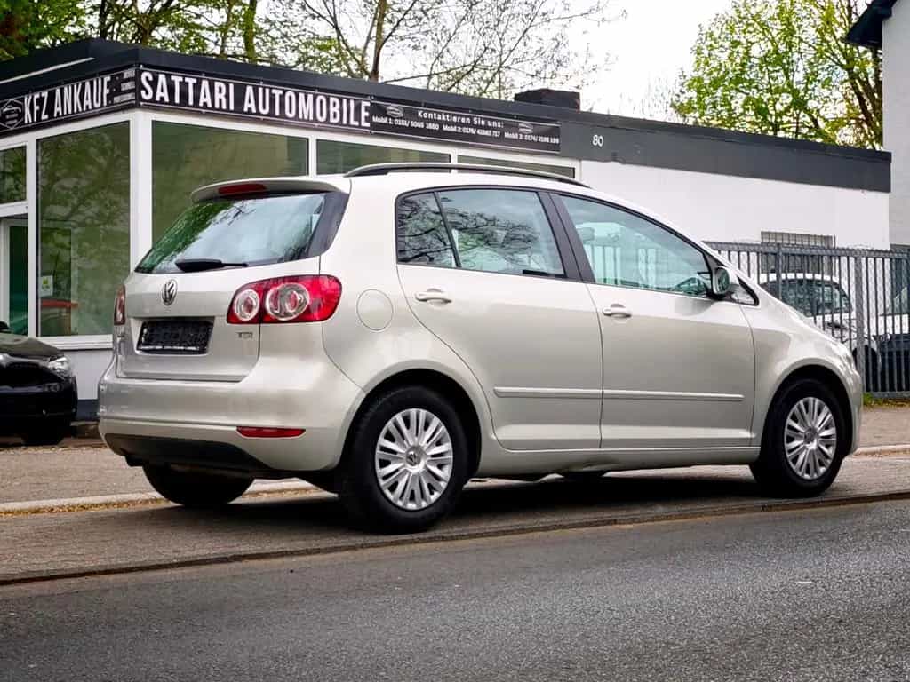 Volkswagen Golf Plus VI Trendline TÜV 02/2028 11/2010-photo-26