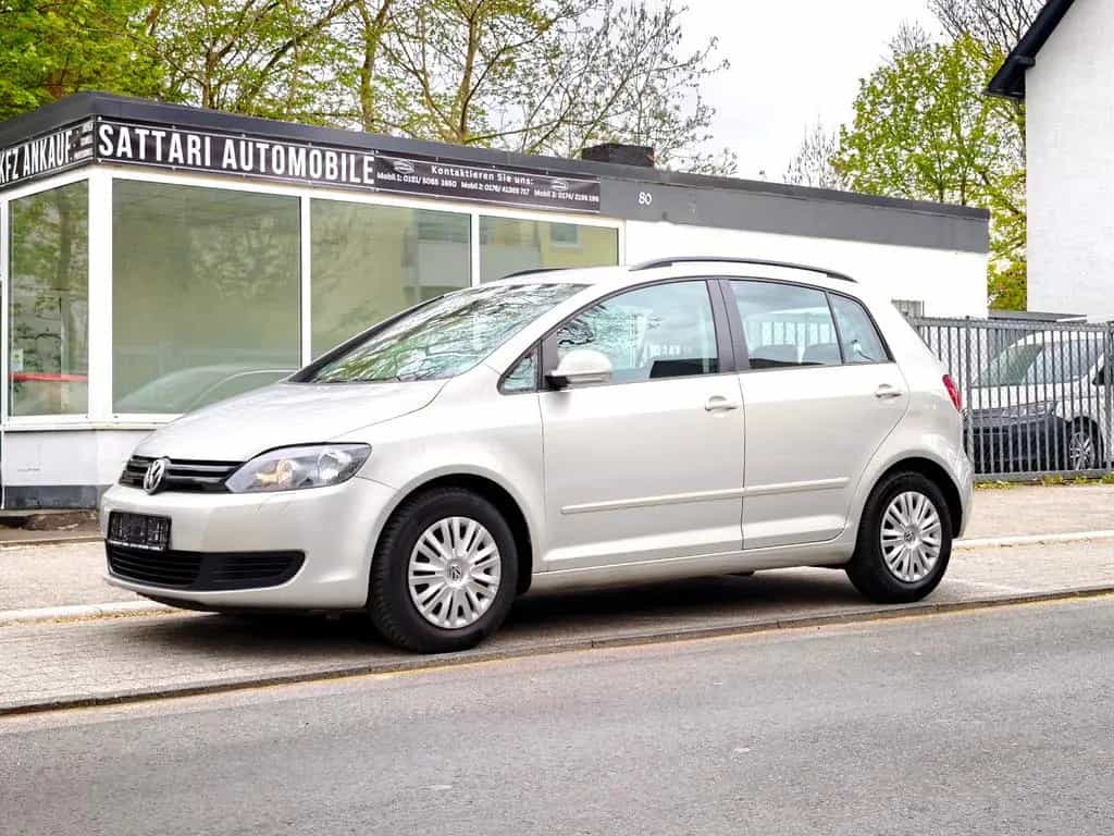 Volkswagen Golf Plus VI Trendline TÜV 02/2028 11/2010-photo-30