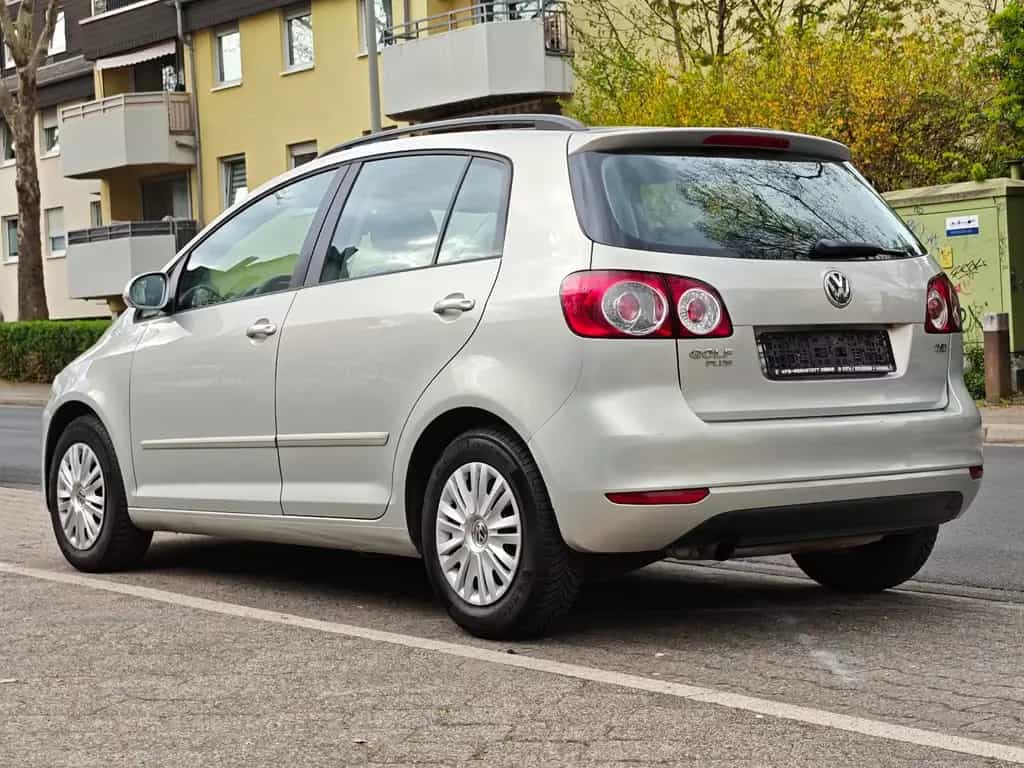 Volkswagen Golf Plus VI Trendline TÜV 02/2028 11/2010-photo-4