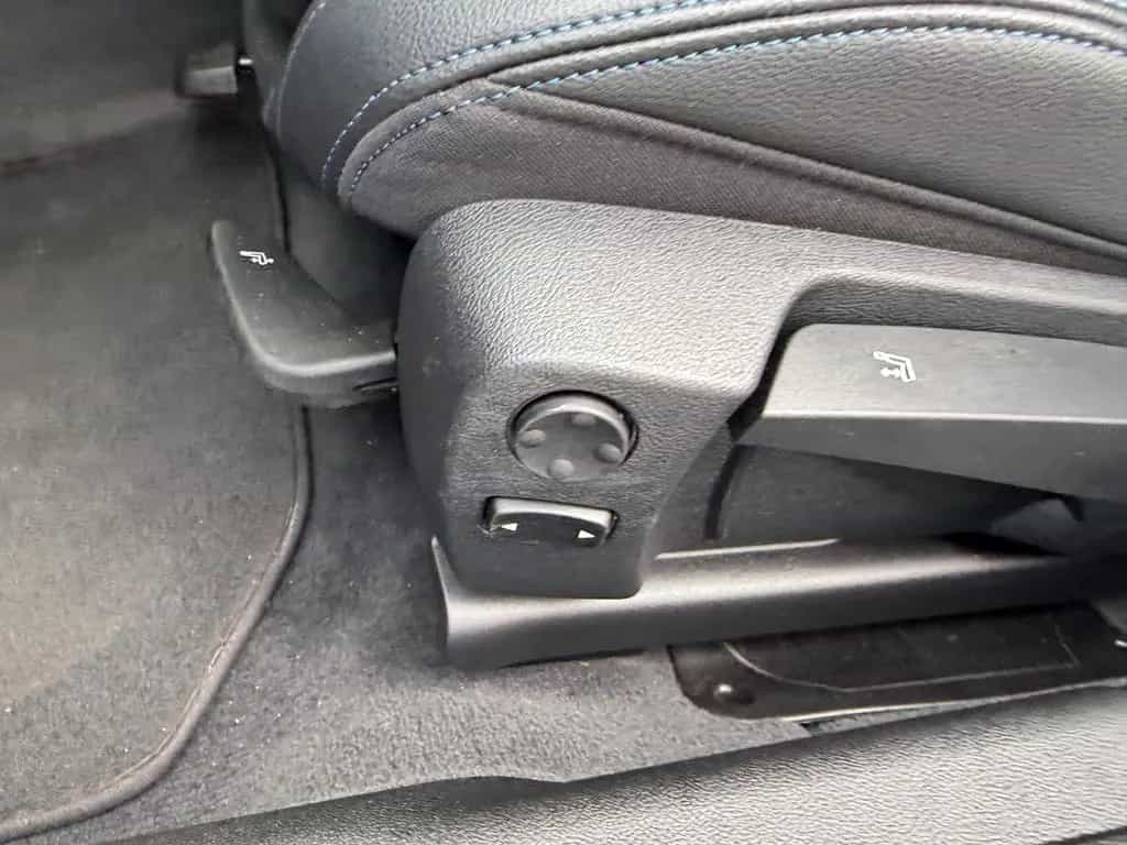 BMW 3 Series 320 i xDrive M Sport Lim. LEDER KAMERA DRIVING 10/2019-photo-12