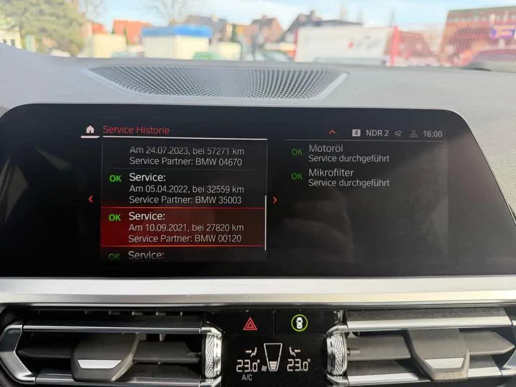 BMW 3 Series 320 i xDrive M Sport Lim. LEDER KAMERA DRIVING 10/2019-photo-27