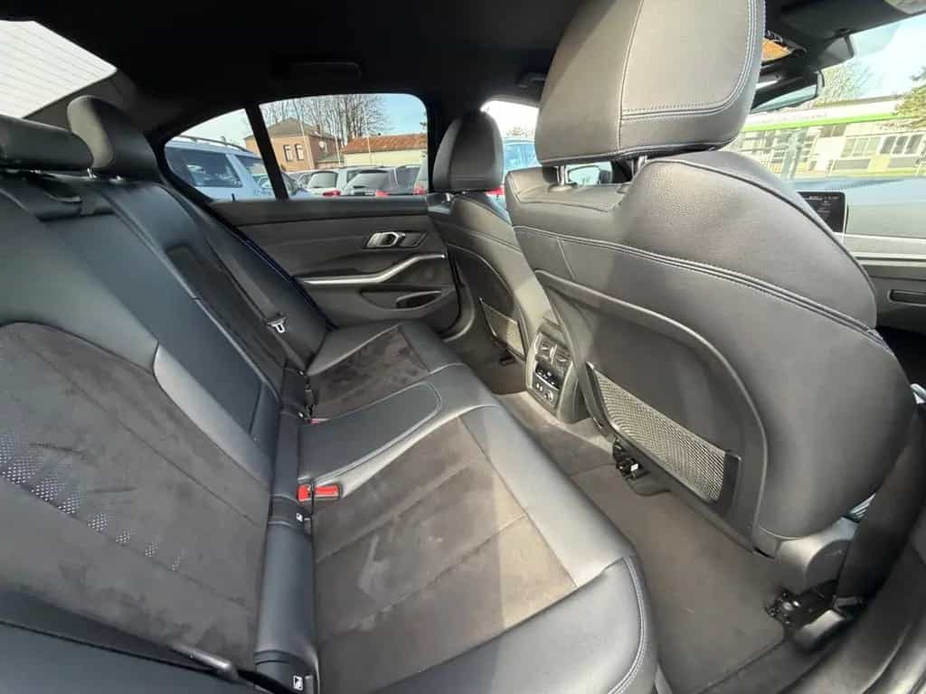 BMW 3 Series 320 i xDrive M Sport Lim. LEDER KAMERA DRIVING 10/2019-photo-38