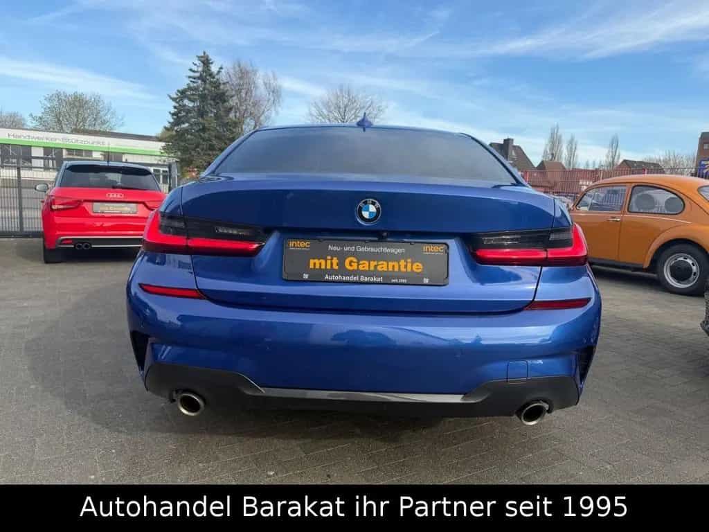 BMW 3 Series 320 i xDrive M Sport Lim. LEDER KAMERA DRIVING 10/2019-photo-6