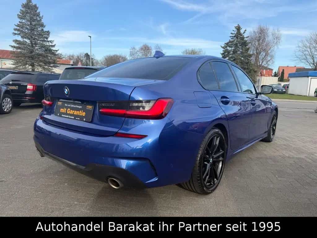 BMW 3 Series 320 i xDrive M Sport Lim. LEDER KAMERA DRIVING 10/2019-photo-8