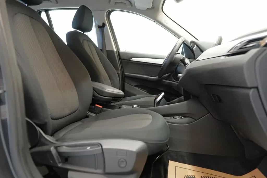 BMW X1 sDrive18i DKG Advantage "AHK*LED*SITZH*TEM 01/2018-photo-19