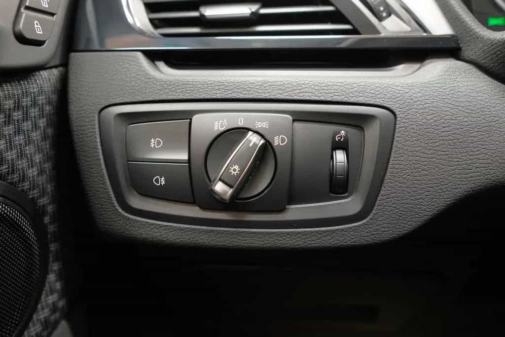 BMW X1 sDrive18i DKG Advantage "AHK*LED*SITZH*TEM 01/2018-photo-24