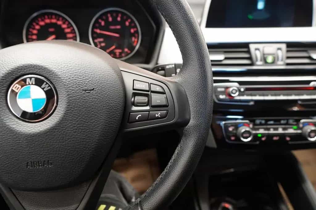 BMW X1 sDrive18i DKG Advantage "AHK*LED*SITZH*TEM 01/2018-photo-26