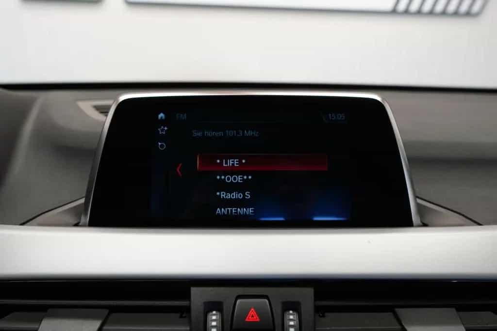 BMW X1 sDrive18i DKG Advantage "AHK*LED*SITZH*TEM 01/2018-photo-29