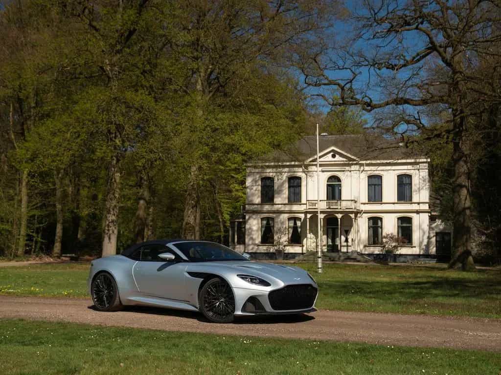 Aston Martin DBS Volante 5.2 V12 Superleggera | Carbon Pack | 07/2020-photo-19