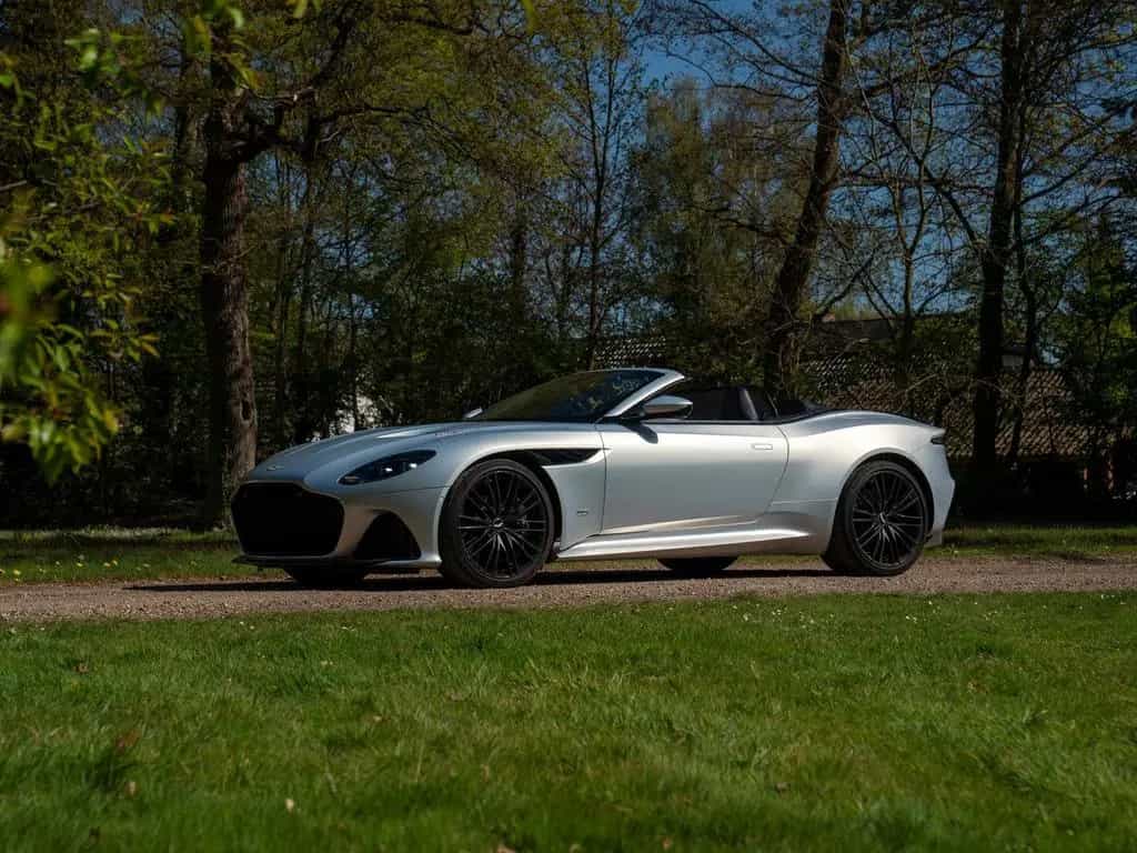 Aston Martin DBS Volante 5.2 V12 Superleggera | Carbon Pack | 07/2020-photo-2