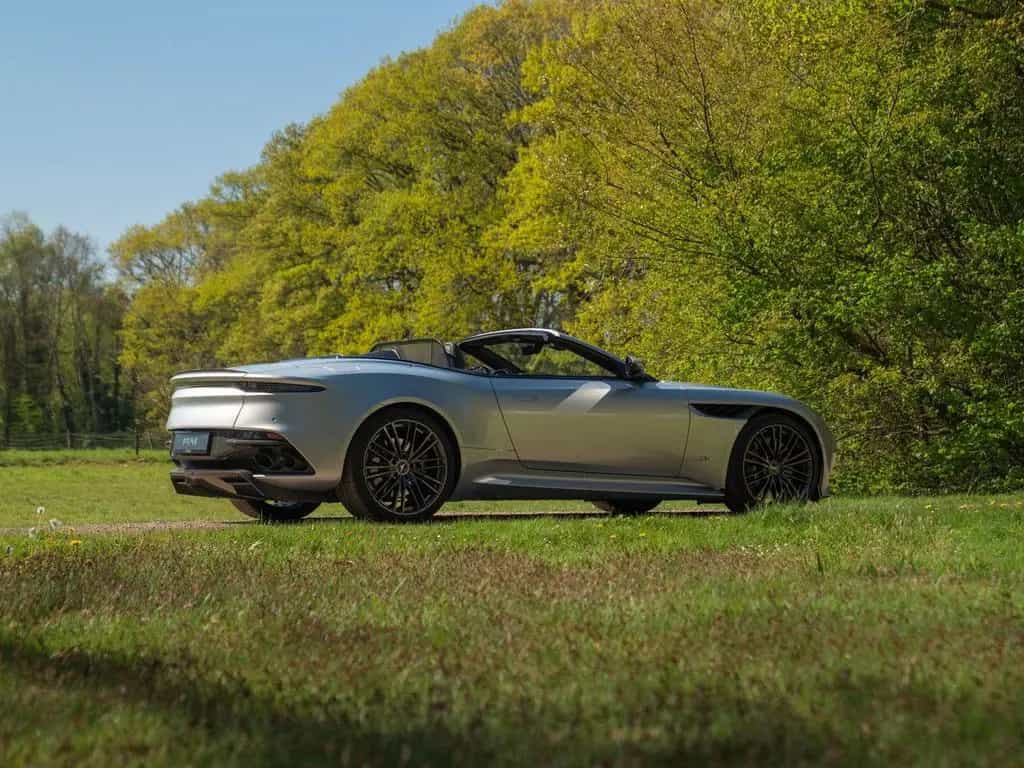 Aston Martin DBS Volante 5.2 V12 Superleggera | Carbon Pack | 07/2020-photo-3