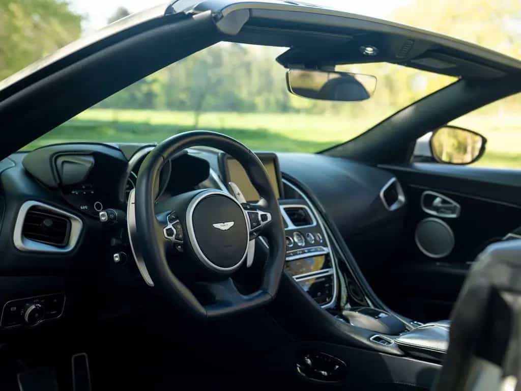 Aston Martin DBS Volante 5.2 V12 Superleggera | Carbon Pack | 07/2020-photo-6