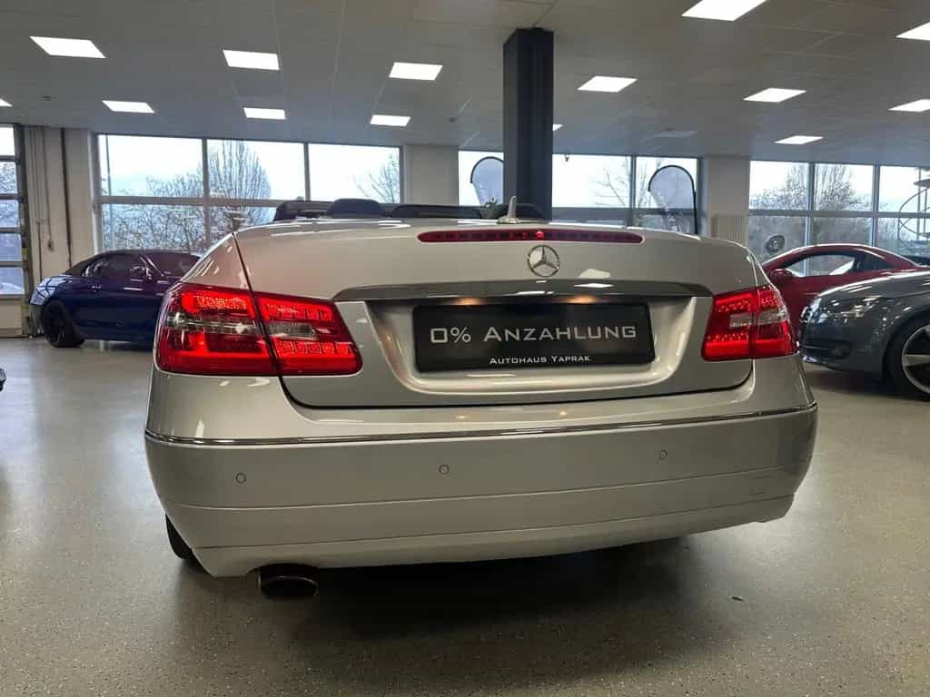 Mercedes-Benz E-Class 200 Cabrio CGI|52.842km|AHK|Aircap|Leder|Navi 10/2010-photo-10